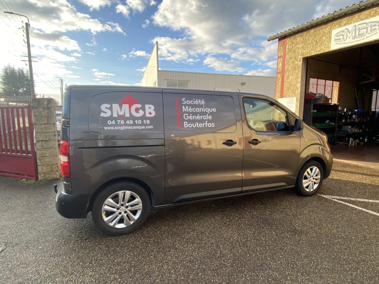 Le véhicule utilitaire pour la logistique de SMGB